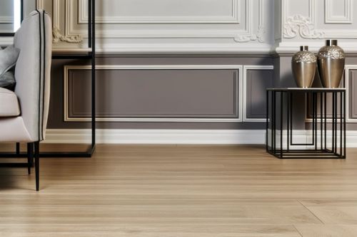 Sockelleisten in Weiß